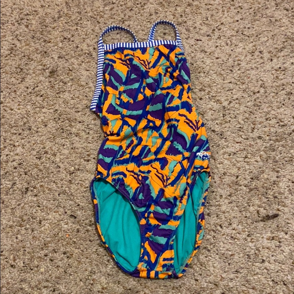 Dolfin swimming wear